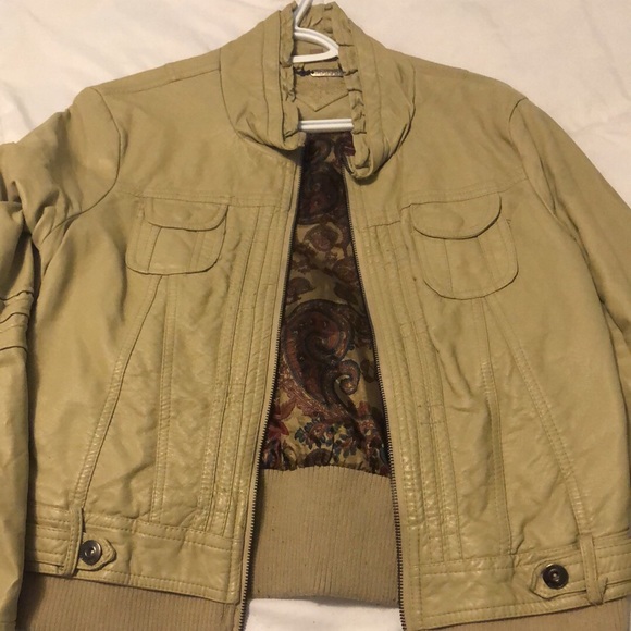 Beige pleather jacket - Picture 1 of 1